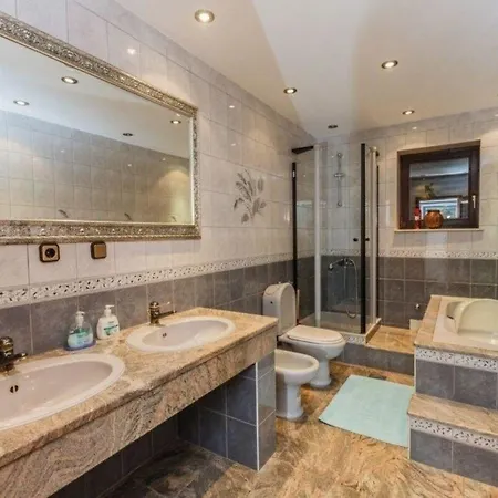 Apartment Schoene Mit Meerblick